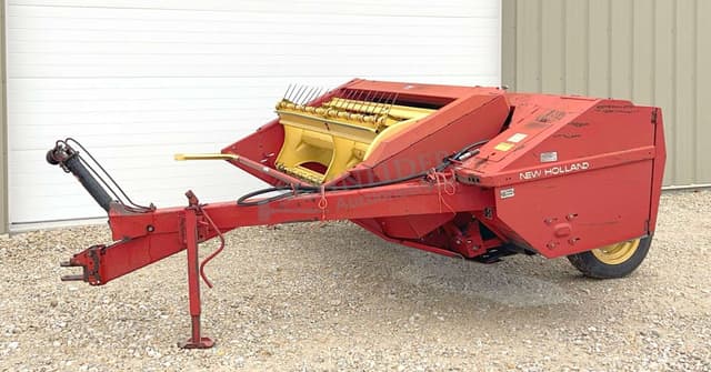 Image of New Holland 474 equipment image 1