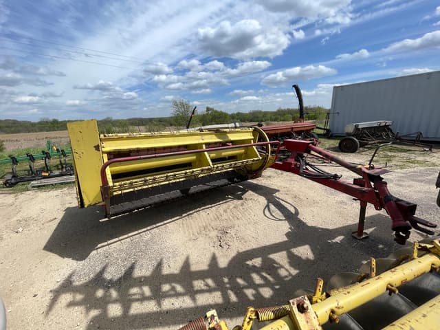 Image of New Holland 477 equipment image 1