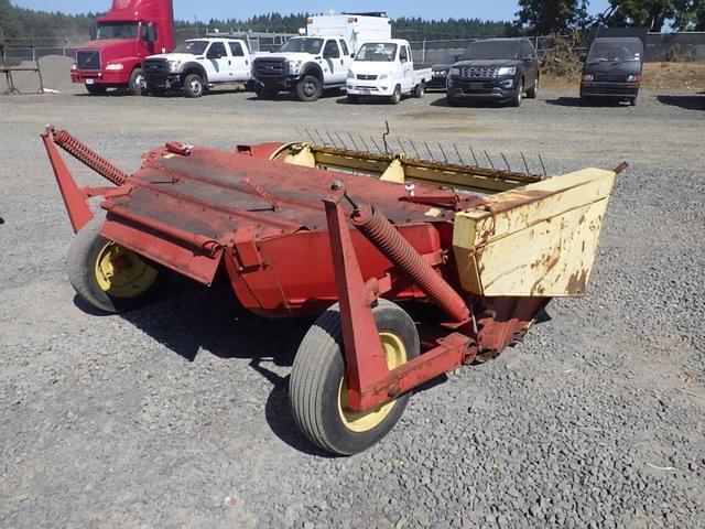 Image of New Holland 477 equipment image 3