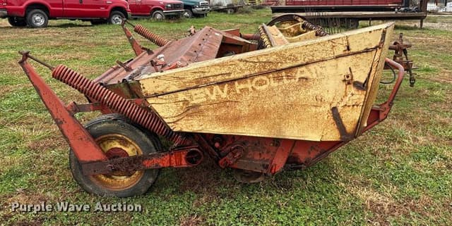 Image of New Holland 477 equipment image 3