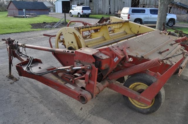 Image of New Holland 478 equipment image 3