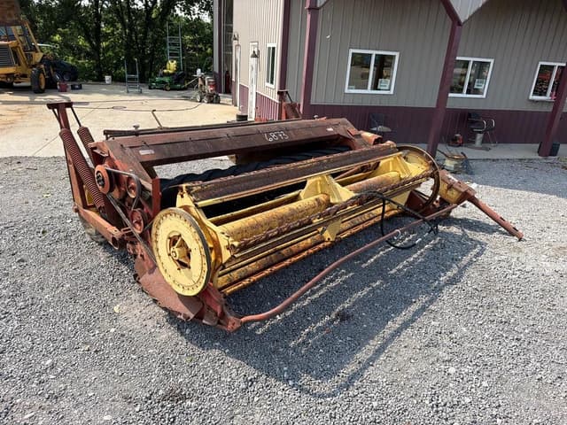 Image of New Holland 479 equipment image 1
