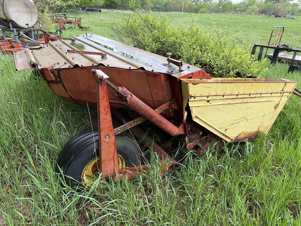 Image of New Holland 479 Image 0