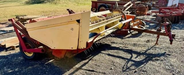 Image of New Holland 479 equipment image 2