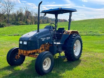 Main image New Holland 4835