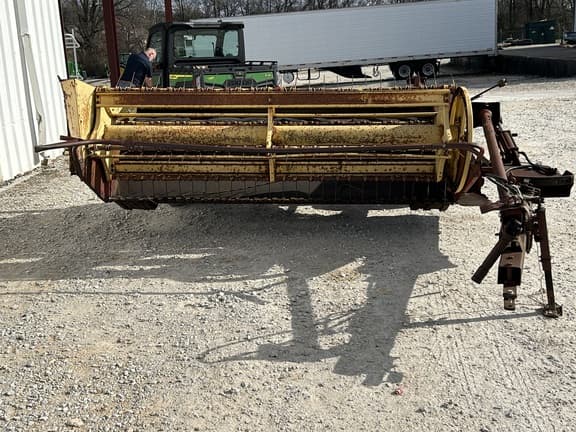 Image of New Holland 488 equipment image 2