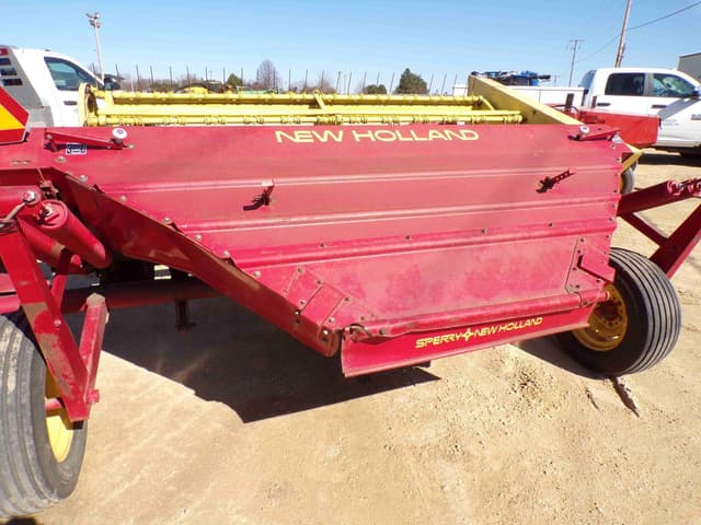 Image of New Holland 488 equipment image 4