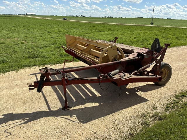 Image of New Holland 488 equipment image 1