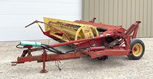 Image of New Holland 488 equipment image 1