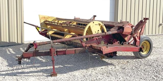 Image of New Holland 488 equipment image 1