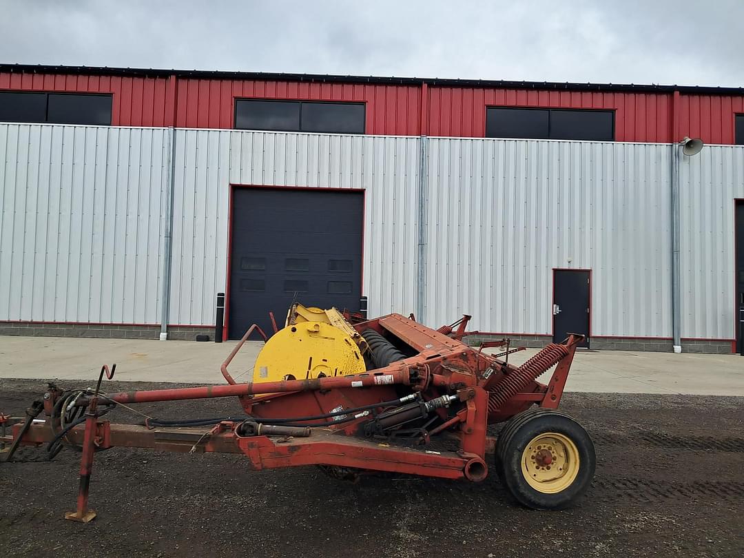 Image of New Holland 488 Primary image