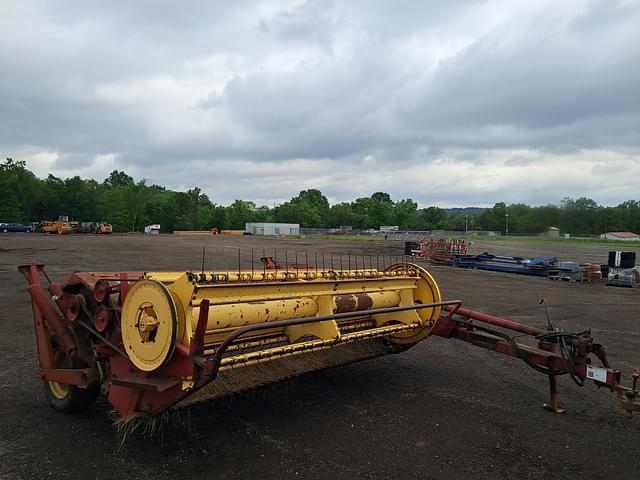 Image of New Holland 488 equipment image 1