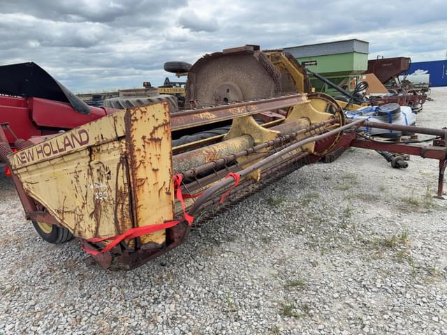Image of New Holland 488 equipment image 4