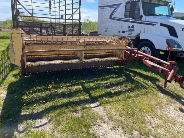 Image of New Holland 488 equipment image 1