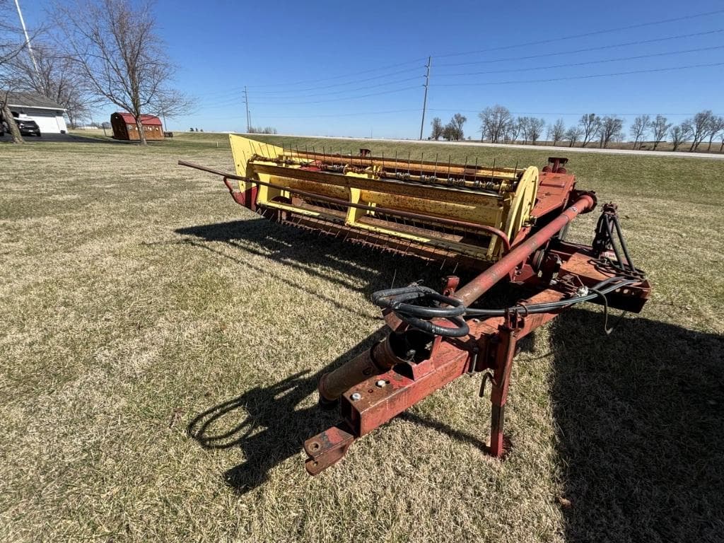 Image of New Holland 488 Image 0