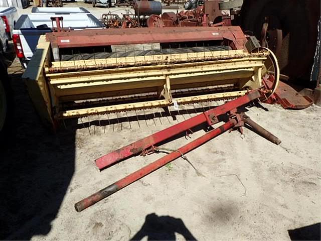 Image of New Holland 488 equipment image 1