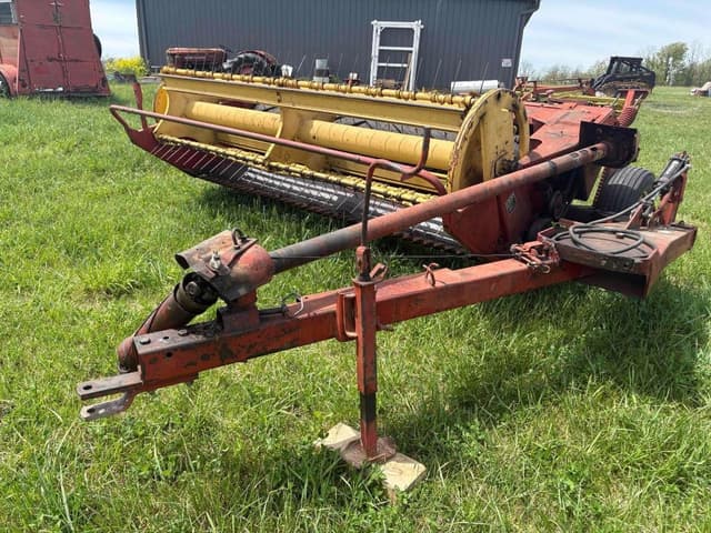 Image of New Holland 488 equipment image 2