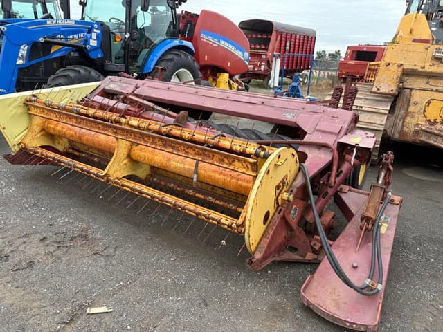 Image of New Holland 488 equipment image 2