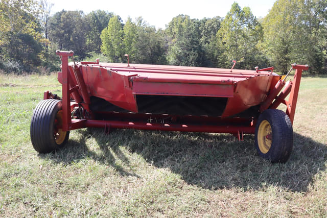 Image of New Holland 488 equipment image 4