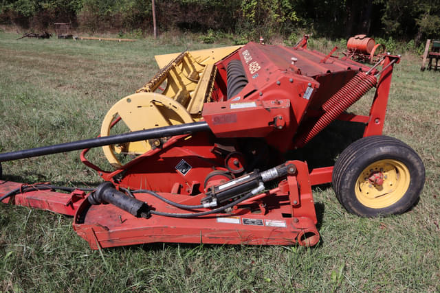 Image of New Holland 488 equipment image 2
