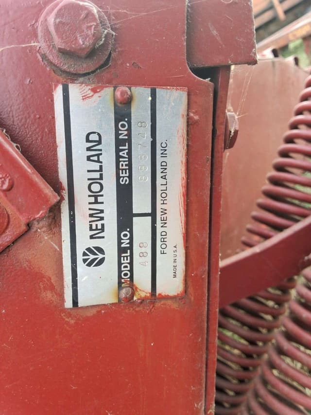 Image of New Holland 488 equipment image 4