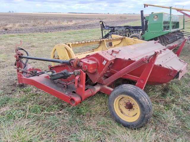 Image of New Holland 488 equipment image 3