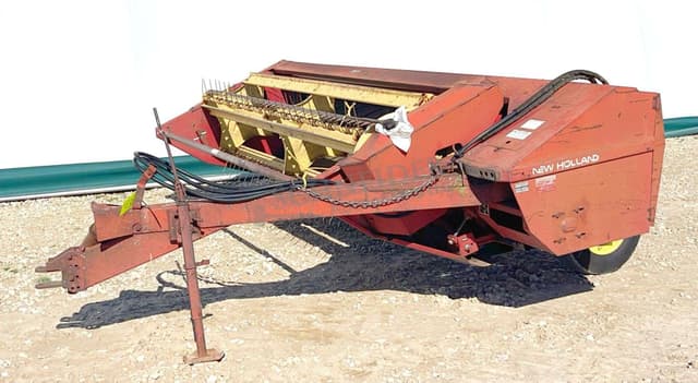 Image of New Holland 489 equipment image 1