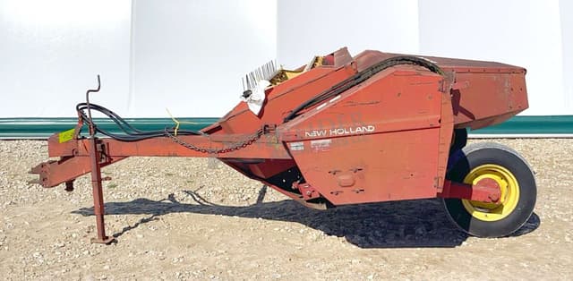 Image of New Holland 489 equipment image 3