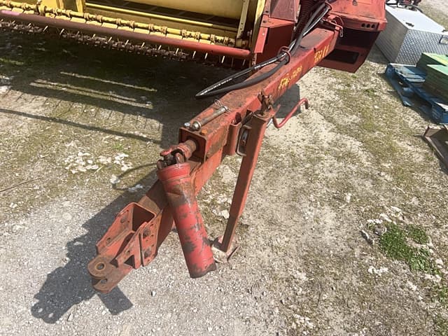 Image of New Holland 489 equipment image 4