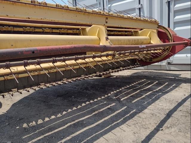 Image of New Holland 489 equipment image 4