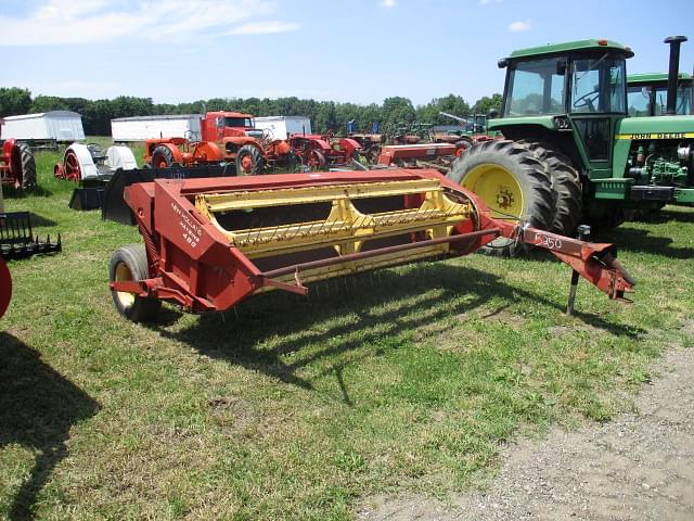 Image of New Holland 489 equipment image 2