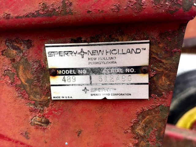 Image of New Holland 489 equipment image 4