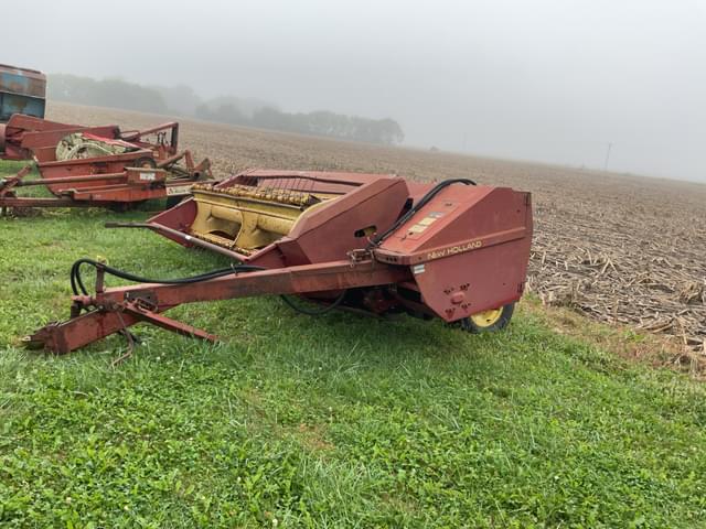 Image of New Holland 489 equipment image 2