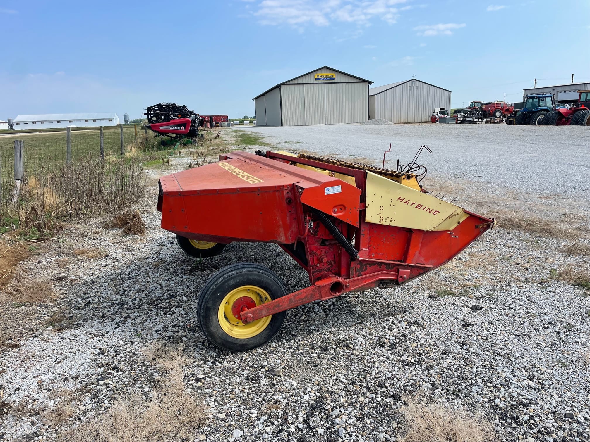 New Holland 492 Equipment Image0