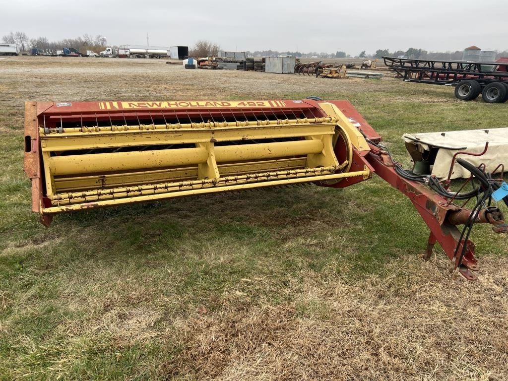 New Holland 492 Equipment Image0