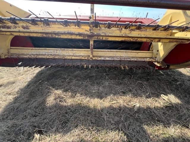 Image of New Holland 479 equipment image 4