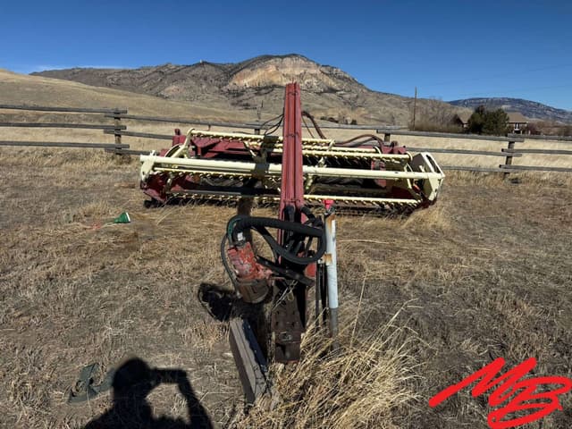 Image of New Holland 499 equipment image 1