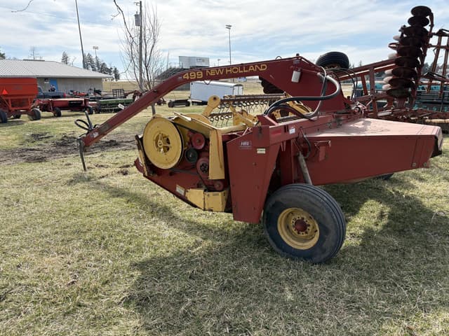 Image of New Holland 499 equipment image 3