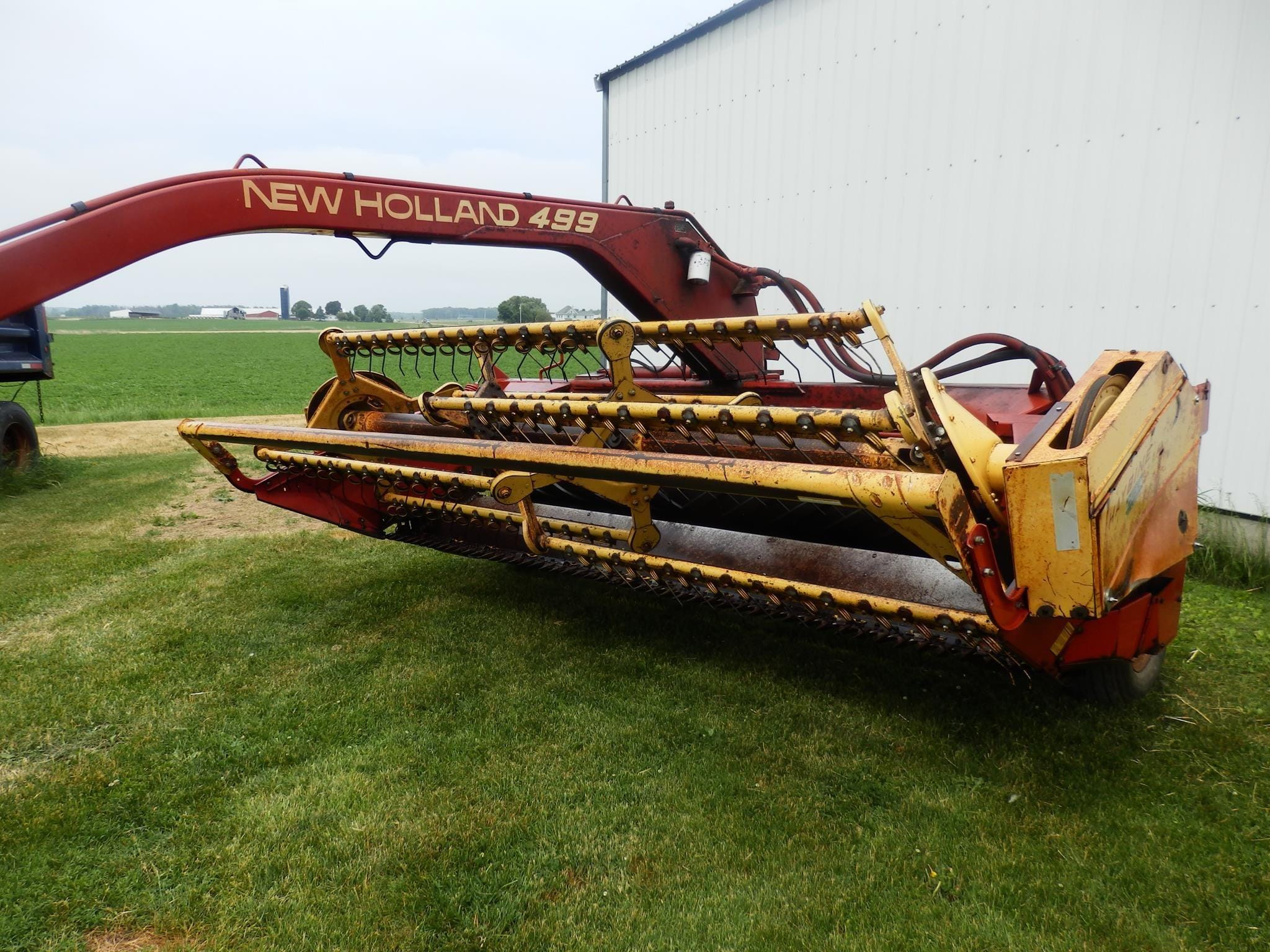New Holland 499 Equipment Image0