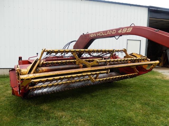 Image of New Holland 499 equipment image 2