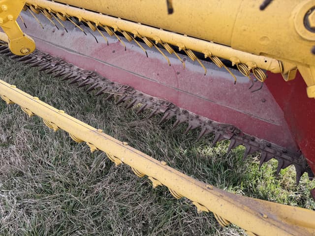 Image of New Holland 499 equipment image 4