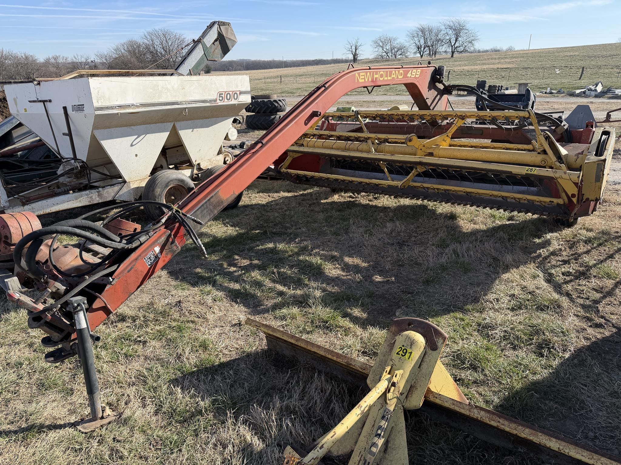New Holland 499 Equipment Image0