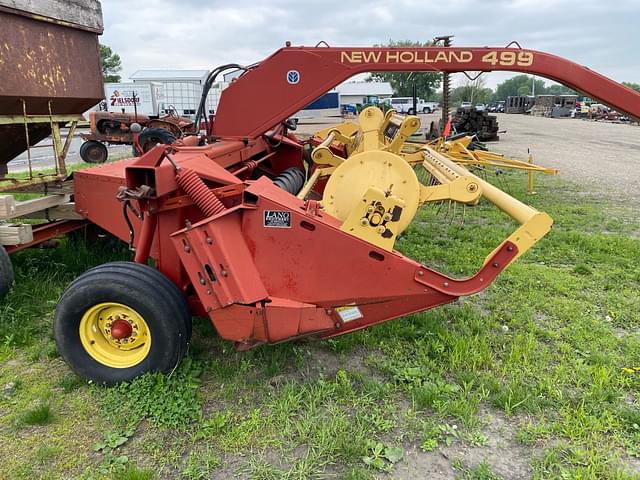 Image of New Holland 499 equipment image 3