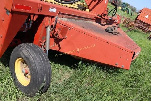 Image of New Holland 499 equipment image 4