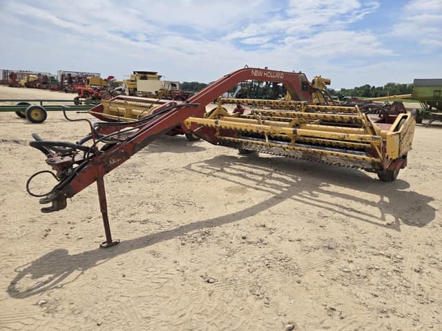 Image of New Holland 499 equipment image 3