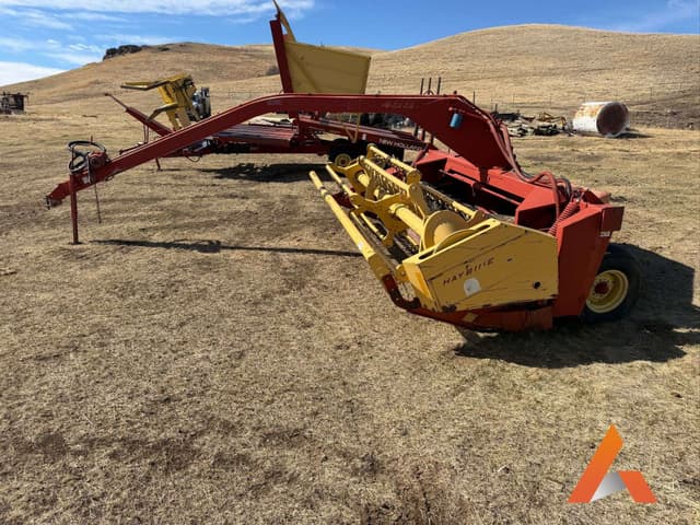 Image of New Holland 499 equipment image 2