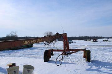 Image of New Holland 260 equipment image 2