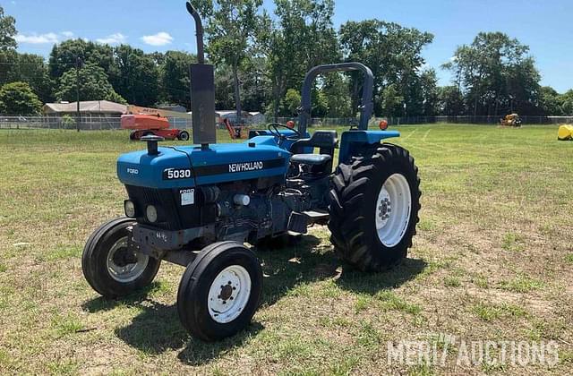 Image of New Holland 5030 equipment image 1