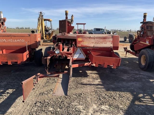 Image of New Holland 505 equipment image 4