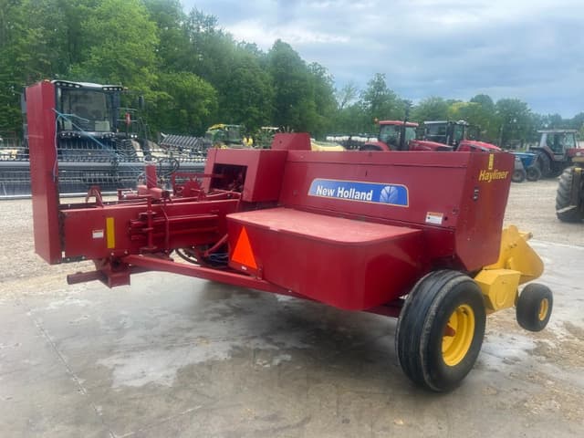Image of New Holland 5070 equipment image 2